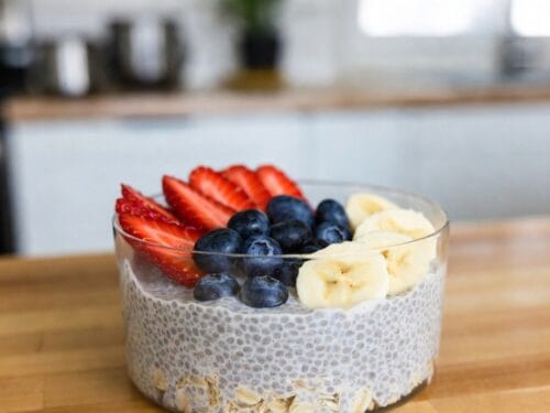 Tropical Smoothie Chia Oatmeal Pudding Recipe